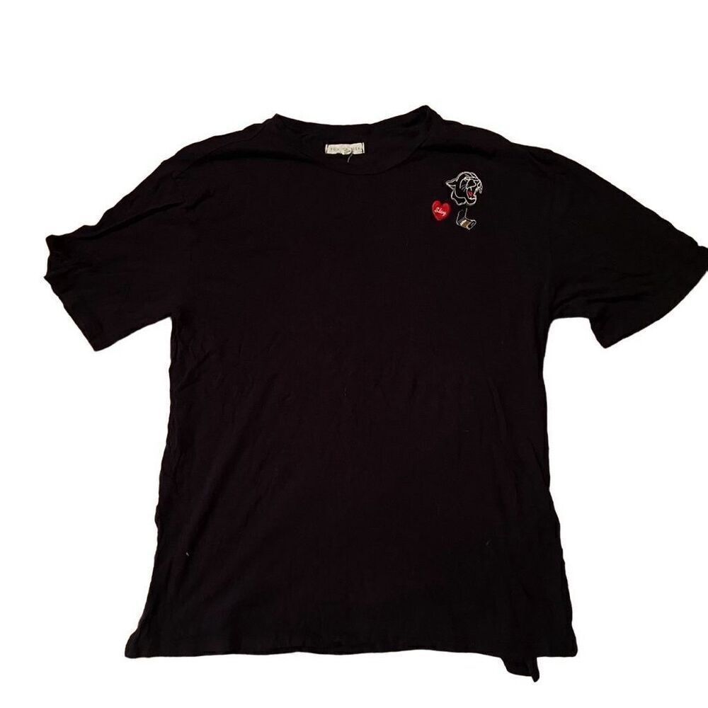 L.A. Hearts Black Short Sleeved T-shirt with Small Embroidered Black Panther Red